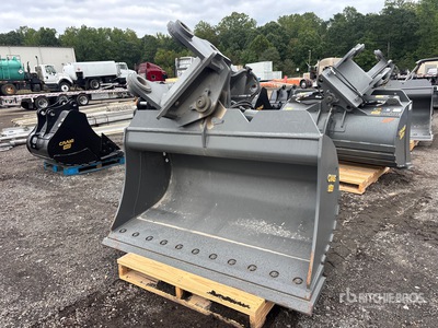 Craig 72 in Hydraulic Tilting Excavator Bucket - Fits Volvo EC300