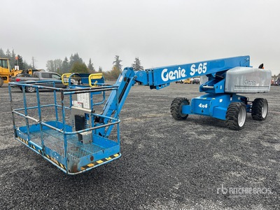 2013 Genie S-65 4WD Diesel Telescopic Boom Lift