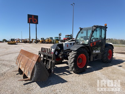 2021 Bobcat V723 Ładowarka teleskopowa