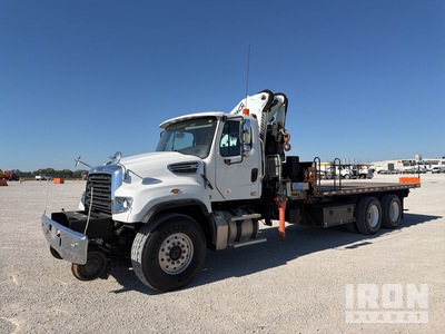 2019 Cormach 28200-E6 21385 lb Knuckle Boom on 2020 Freightliner 114SD 6x4 Crane Truck
