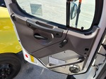 Cab with Window Controls