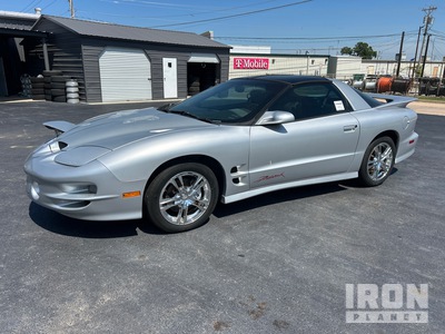 2002 (unverified) Pontiac Firebird TransAm Firehawk Automobile
