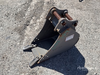 Volvo 12 in Digging Excavator Bucket