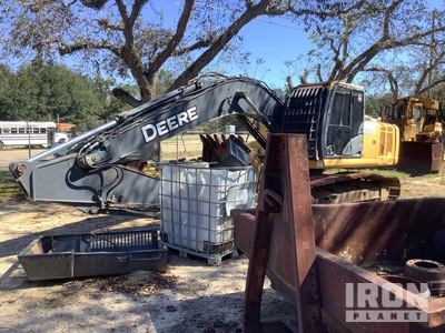 2014 John Deere 210G Tracked Excavator