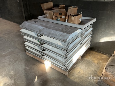 Quantity of Light Fixtures