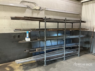 Quantity of Steel and Storage Rack Pièces diverses