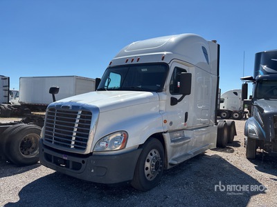 2020 Freightliner Cascadia 125 6x4 Ciągnik siodłowy T/A z kabiną sypialną (Inoperable)