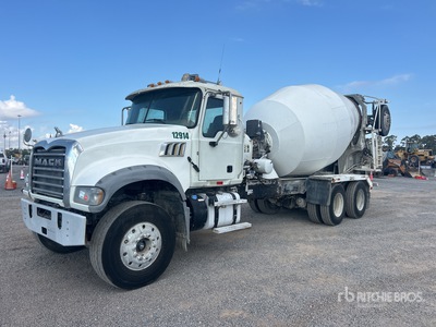 2015 Mack GU713 8x4 Mixer Truck