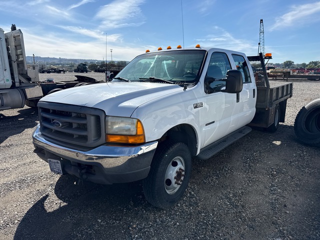 1999 Ford F-350 XL 4x4 Crew Cab Flatbed Truck 1999 Ford F-350 XL 4x4 Crew Cab Flatbed Truck