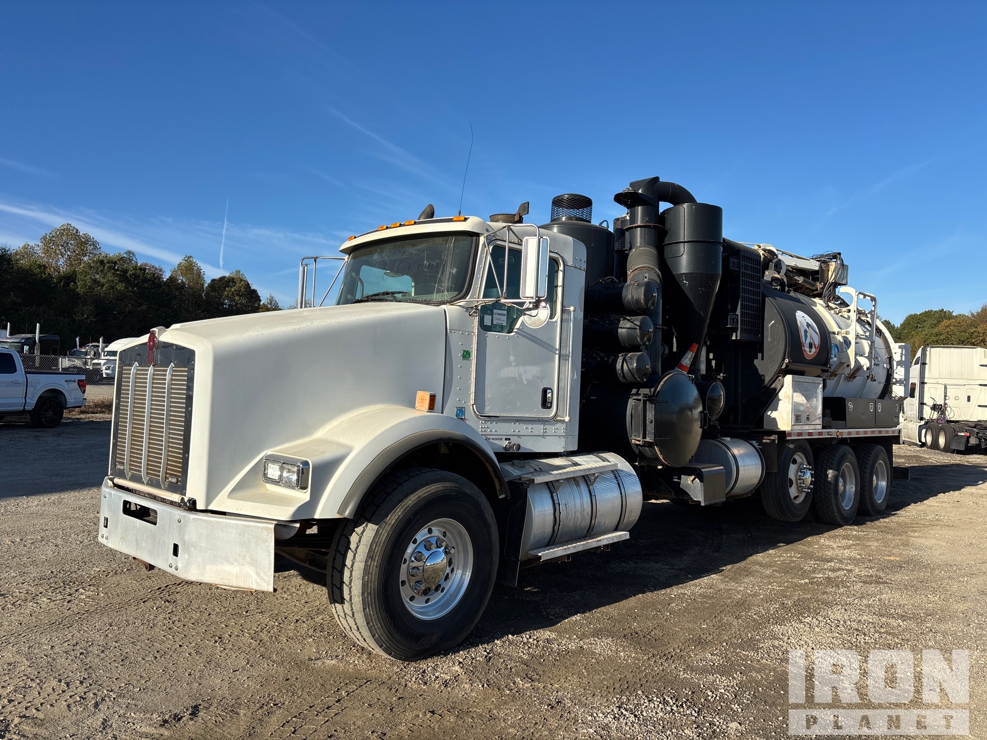 Vactor 21HXXPD on 2012 Kenworth T800 8x4 Vacuum Excavator Truck