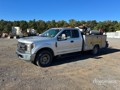 2019 Ford F-350 XL 4x2 Extended Cab Service Truck