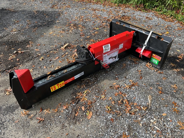 Raytree RMLS18T Skid Steer Log Splitter - Unused Raytree RMLS18T Skid Steer Log Splitter - Unused