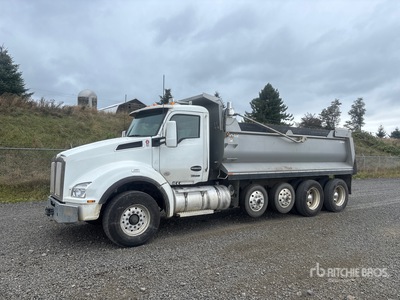 2024 Kenworth T880 10x4 Quad/A Dump Truck