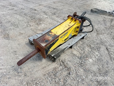 2022 Dozco 370A Hydraulic Breaker