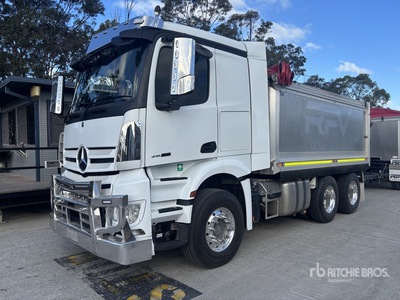 2020 Mercedes-Benz 2658 6x4 Camion à benne tandem