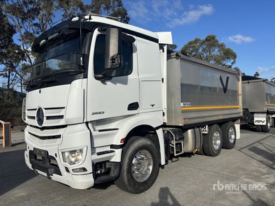 2018 Mercedes-Benz 2653 6x4 Camion à benne tandem