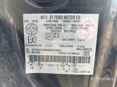 2009 Ford F-350 Lariat 4x4 Extended Cab Pickup
