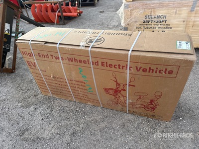 2026 EV-WHITE Electric Skuter (Unused)