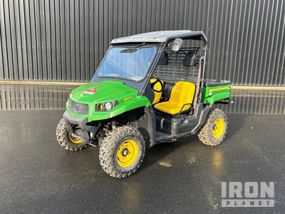 2015 John Deere Gator XUV 550 4x4 Utility Vehicle