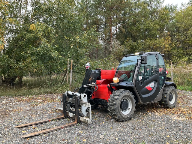 2010 Manitou MT625 Telehandler