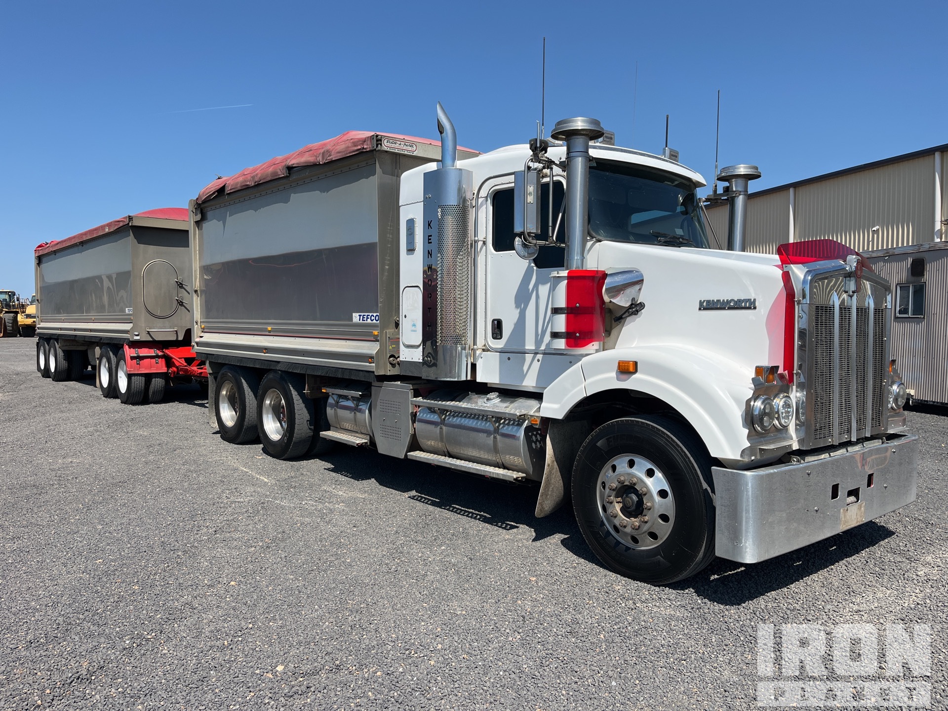 2014 Kenworth T409 6x4 & 2014 Tefco 8.2 m Quad Dog Combination T/A Dump Truck