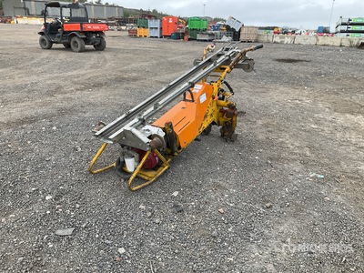 2015 Robel Clipping Machine Divers - Équipement de rail