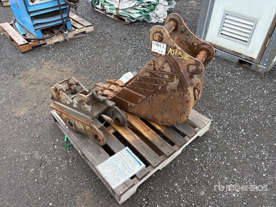 KX080 12 in Q/C Digging Cazo trasero para retroexcavadora - Fits USA Attachments