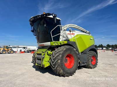 Claas Jaguar 990 4WD 32 in Forage Harvester