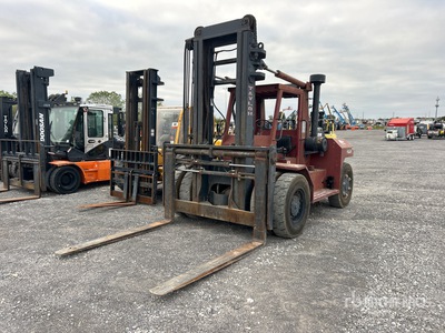 1993 Taylor TE200S 20000 lb Pneumatic Tire Forklift