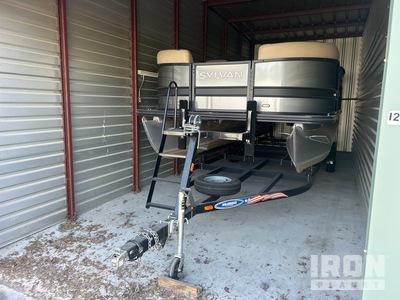 2021 Sylvan 24 ft Pontoon Boat w/2021 Mid American Trailer