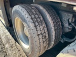 4 Underbody - Truck with Right Rear Drive Tires