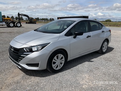 2024 Nissan Versa Automovil / Automovil