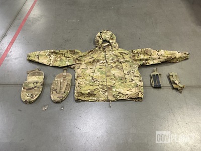 (15) Jackets, (20) Pouches, (23) Entrenching Carriers & Assorted Items