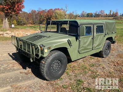 1991 AM General M998A1 HMMWV 4 Door Soft Top w/Truck Body