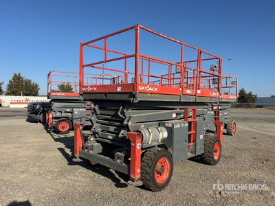 Skyjack SJ8841 RT 4x4 Dual Fuel Scissor Lift