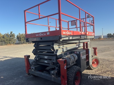 Skyjacker 4x4 Dual Fuel Scissor Lift