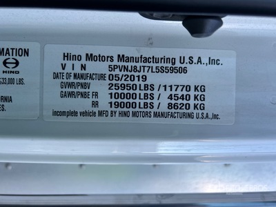 2020 Hino 268 4x2 Van Truck
