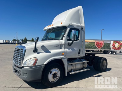 2010 Freightliner Cascadia 103 4x2 S/A Day Cab Truck Tractor