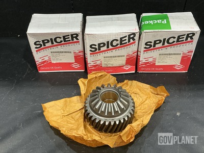 (23) Dana Spicer 134174 Pinion Gears