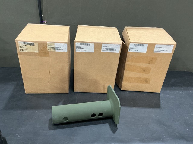 (17) Oshkosh 1473740W Leg Extension Assemblies (17) Oshkosh 1473740W Leg Extension Assemblies