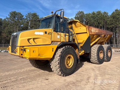 2006 John Deere 400D を見 Articulated Dump Truck
