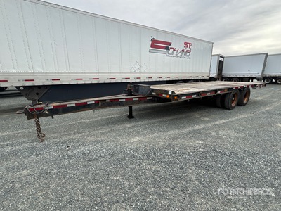 2001 Trail King 24 ft T/A Remolque caja abierta