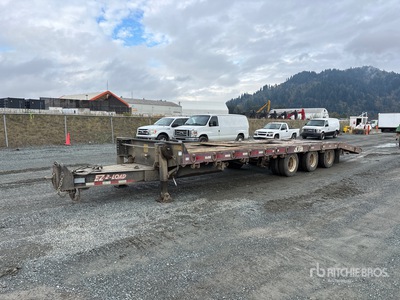 2019 BWS 25 ft Tri/A Equipment Trailer