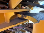 Chassis with Clavijas centrales de articulación