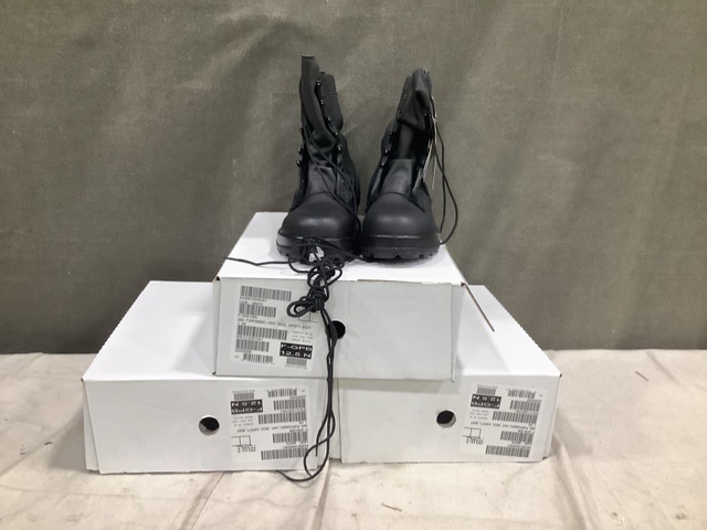 (71) Pairs of Women's Safety Boots (71) Pairs of Women's Safety Boots
