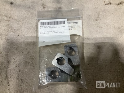 (3) CAE BB-8002943-1 Manual Control Levers