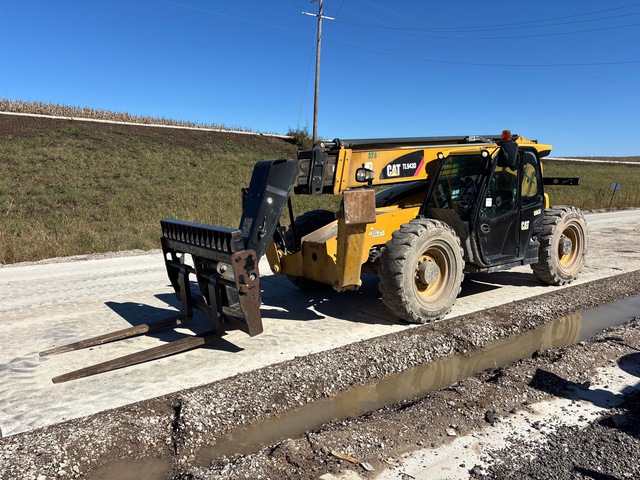 2016 Cat TL943D Telehandler