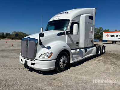 2022 Kenworth T680 6x4 T/A Sleeper Truck Tractor