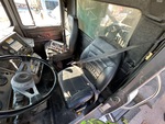 Cab with Seats/armrests