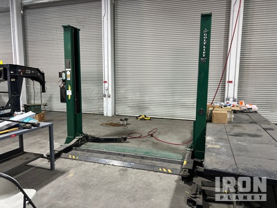 Golf Lift GL9PYGRG-XP 2 Post 9000 lb Vehicle Lift